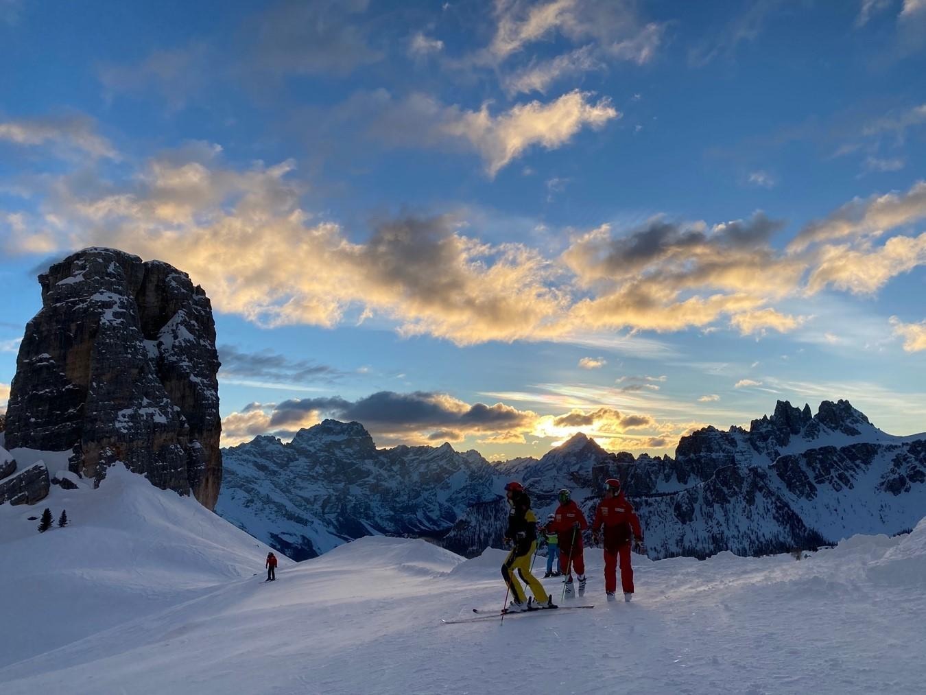 クルーズのように山々を巡る、ヨーロッパ流スキーの楽しみ方